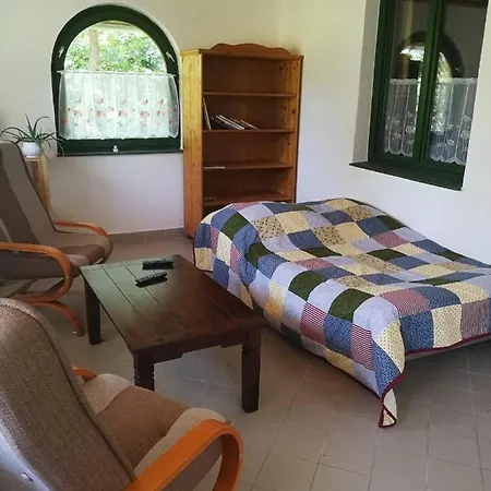 Zöld Oliva Apartman Daire